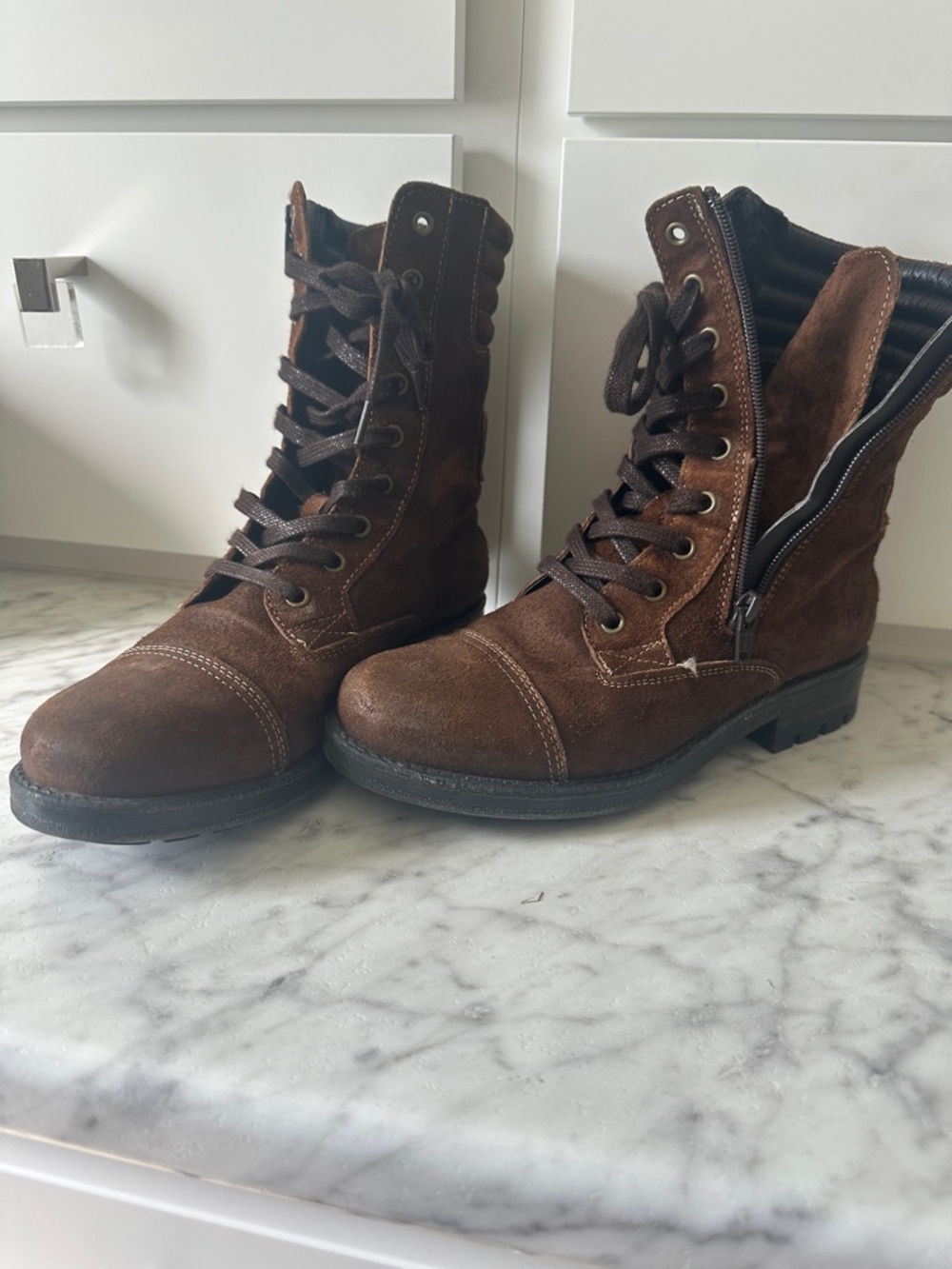 Taos Footwear Brown Suede Lace-Up Ankle Boots